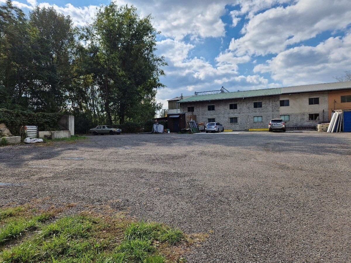 Pozemky pro bydlení, Hodonín, 695 01