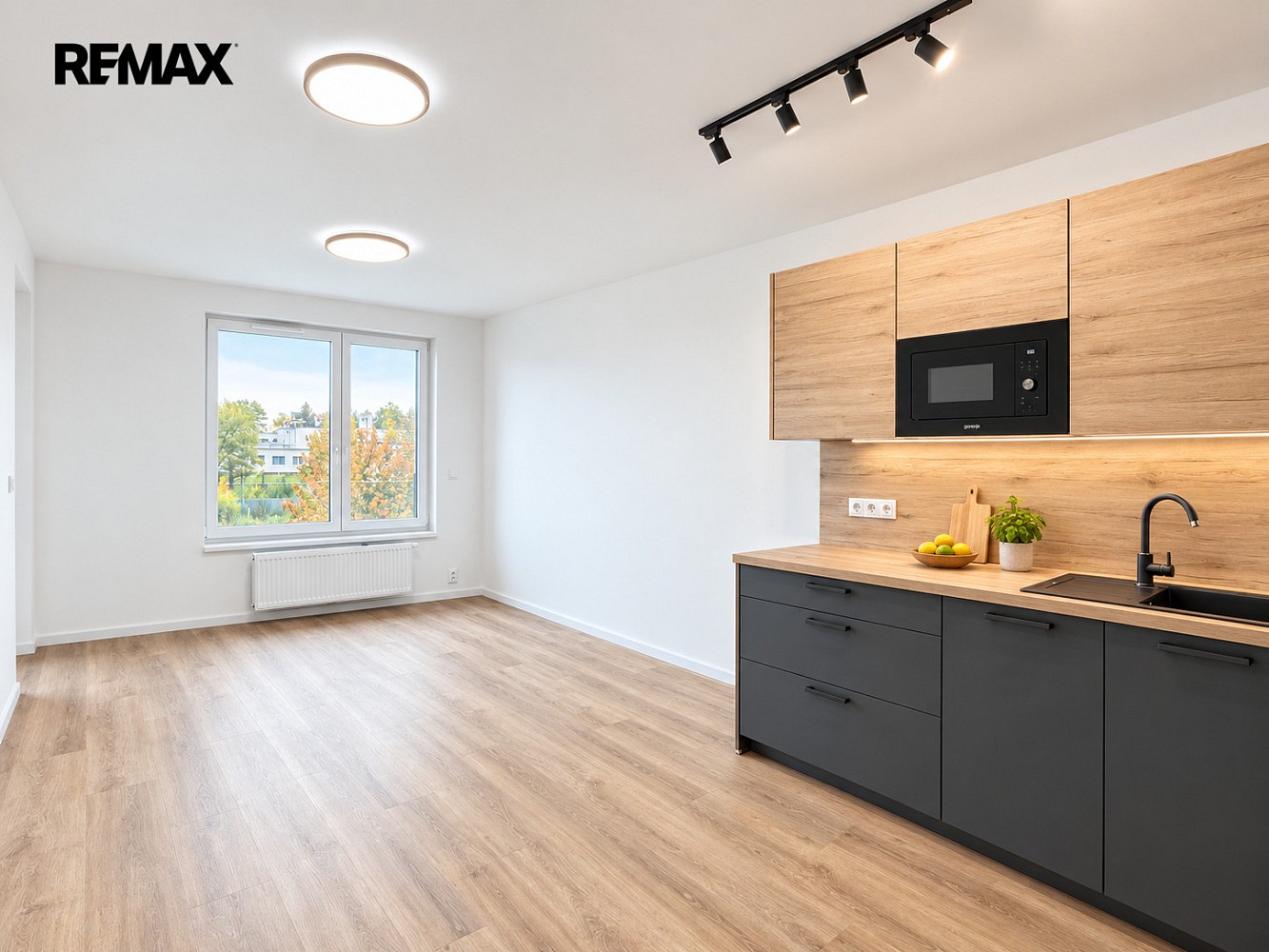 2+kk, Divíškové, Praha 5 - Hlubočepy, 50 m² - 1