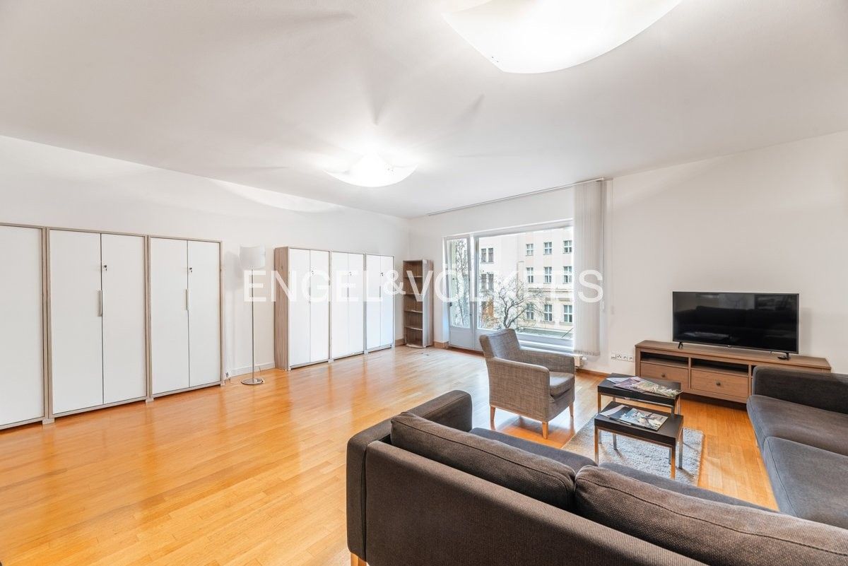 4+kk, Senovážné náměstí, Praha, 130 m²