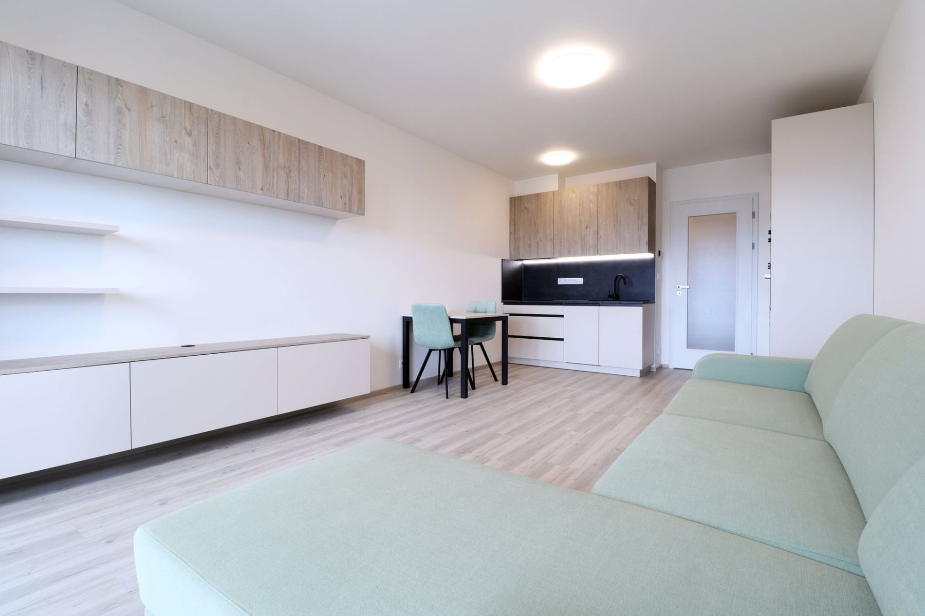 1+kk, Výstavní, Praha - Háje, 34 m² - 2