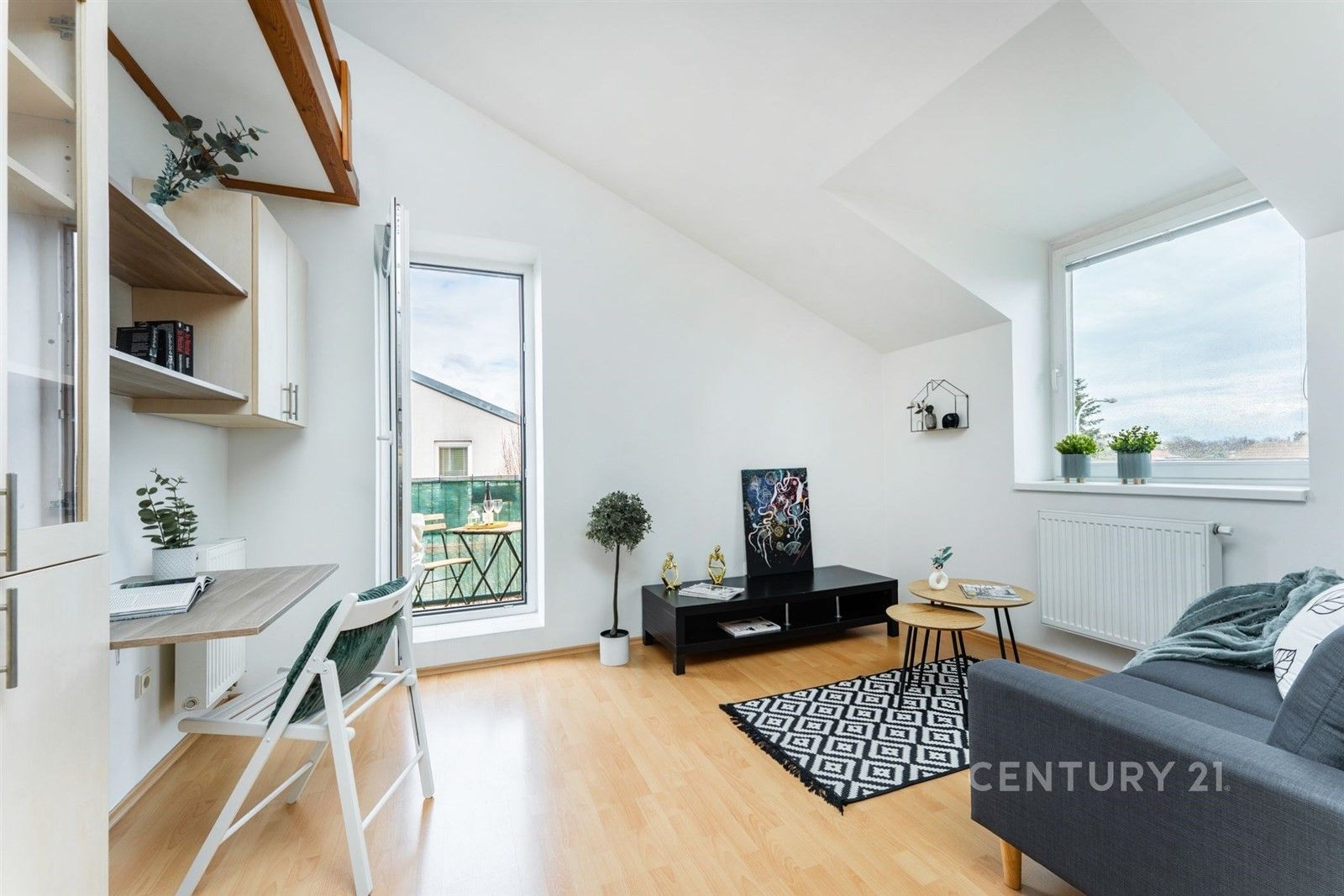 Pronájem byt 2+kk - Bohdanečská, Praha, 47 m²