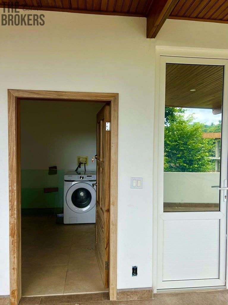 Rodinný dům · 987 66, Zahraničí - 3