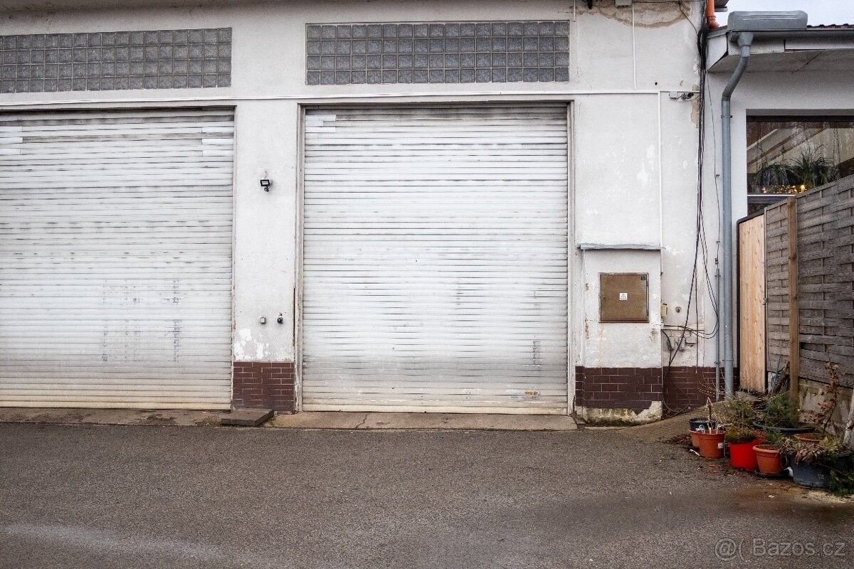 Obchodní prostory, Kladno, 272 04