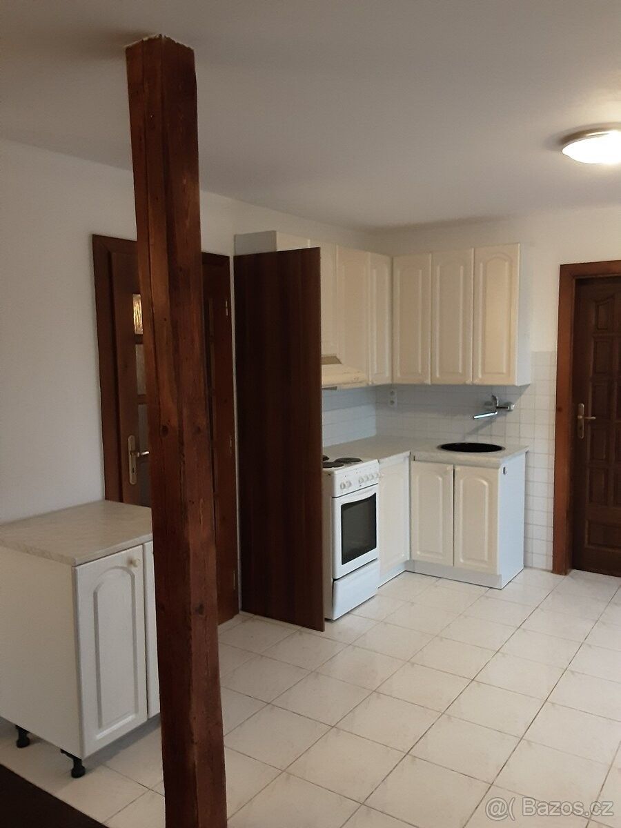 Pronájem byt - Mariánské Lázně, 353 01