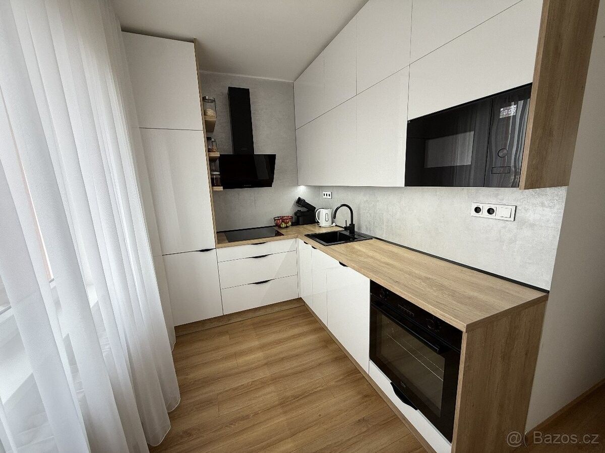 Byty, Ostrava, 708 00 - 1
