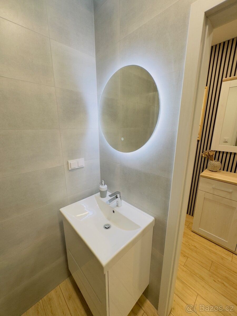 Prodej byt - Banín, 568 02