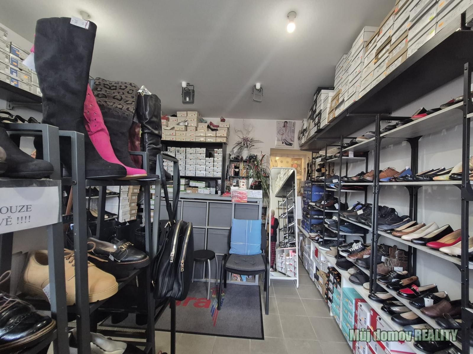 Pronájem obchodní prostory - Vršovická, Praha, 70 m²