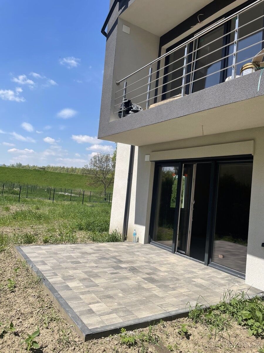 Prodej byt - 987 66, Zahraničí