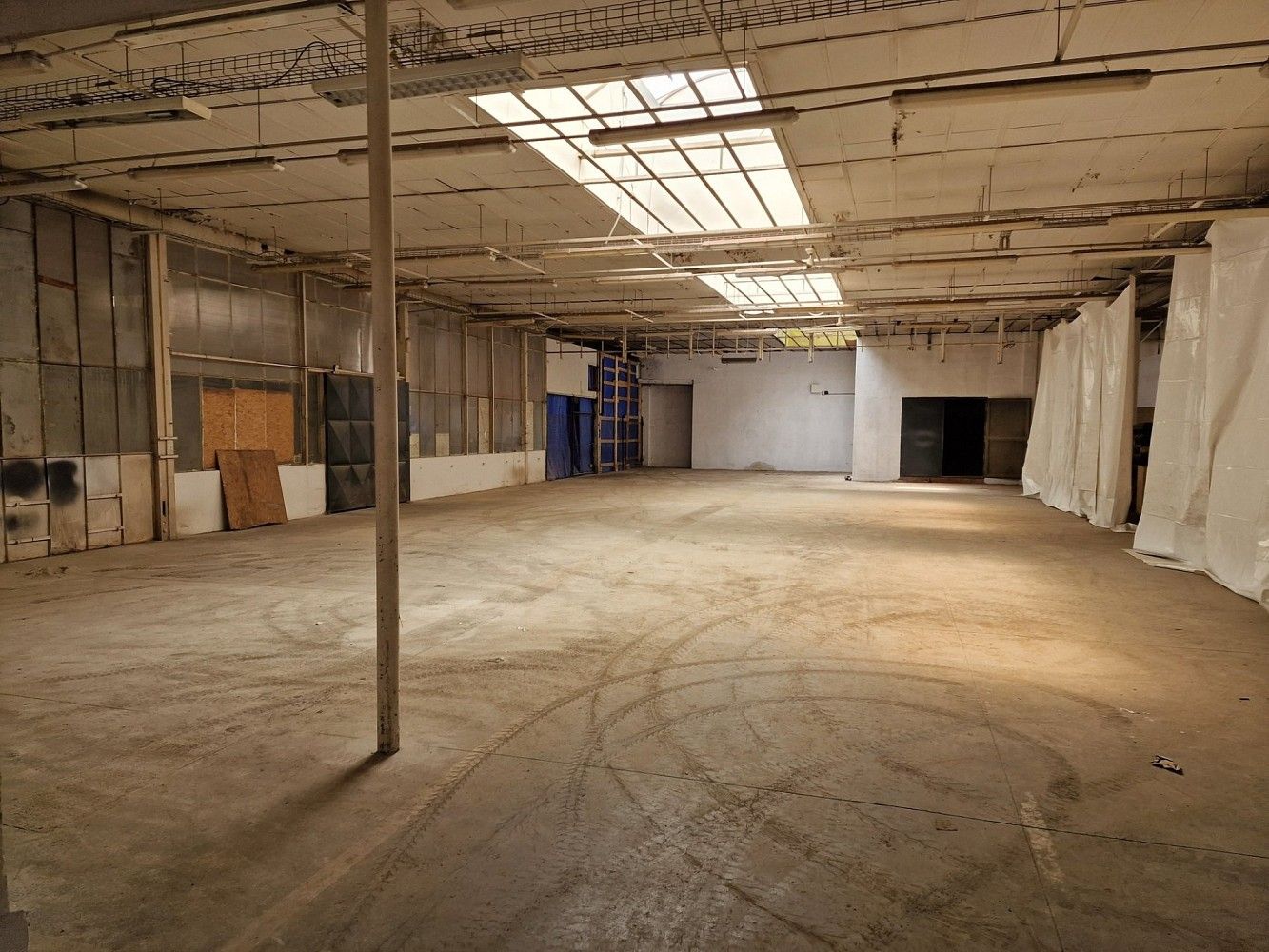 Výrobní prostory, Jihlava - Antonínův Důl, Kraj Vysočina, 923 m² - 1