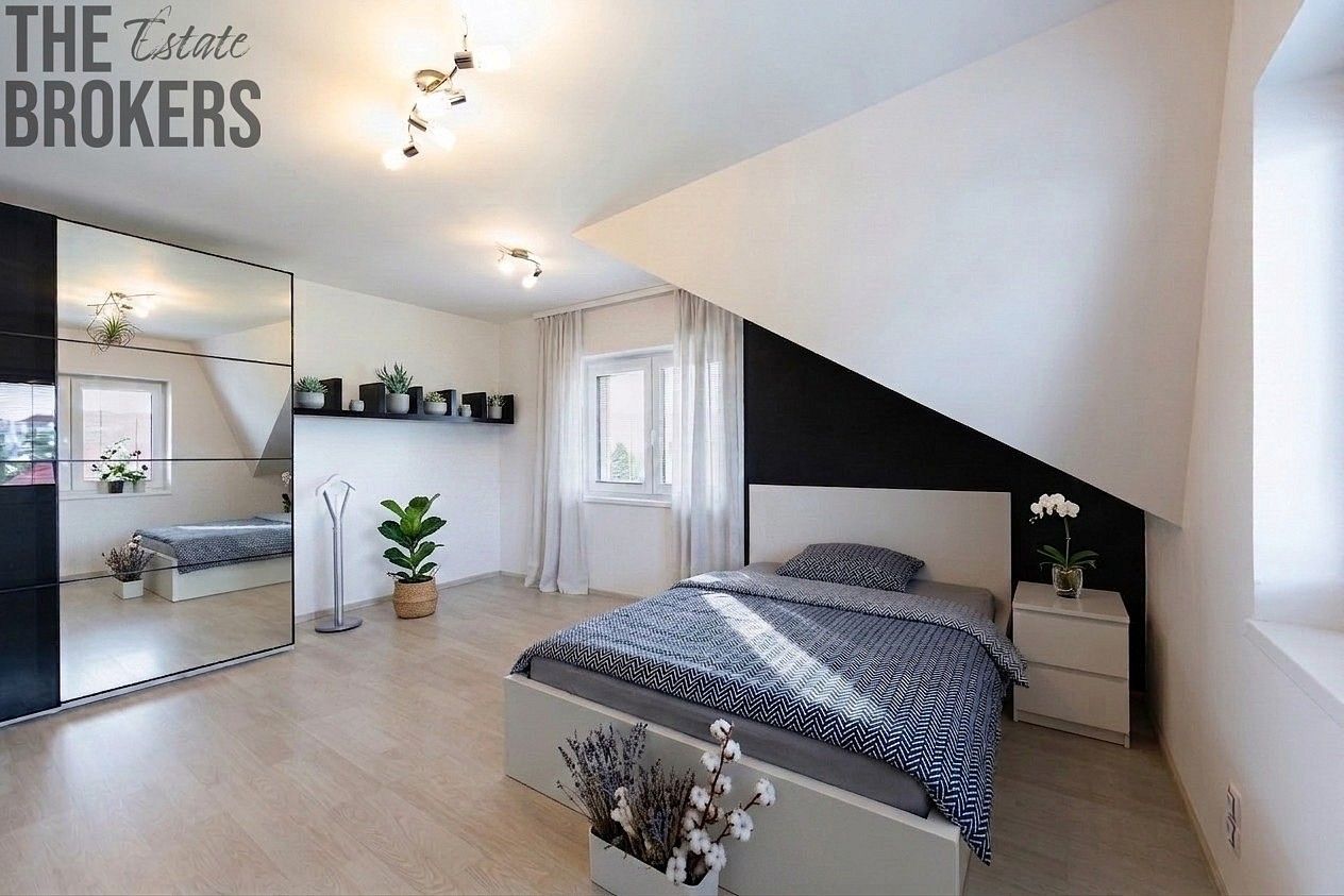 4+kk, Praha - Sedlec, okres Praha 6, Hlavní město Praha, 97 m² - 1