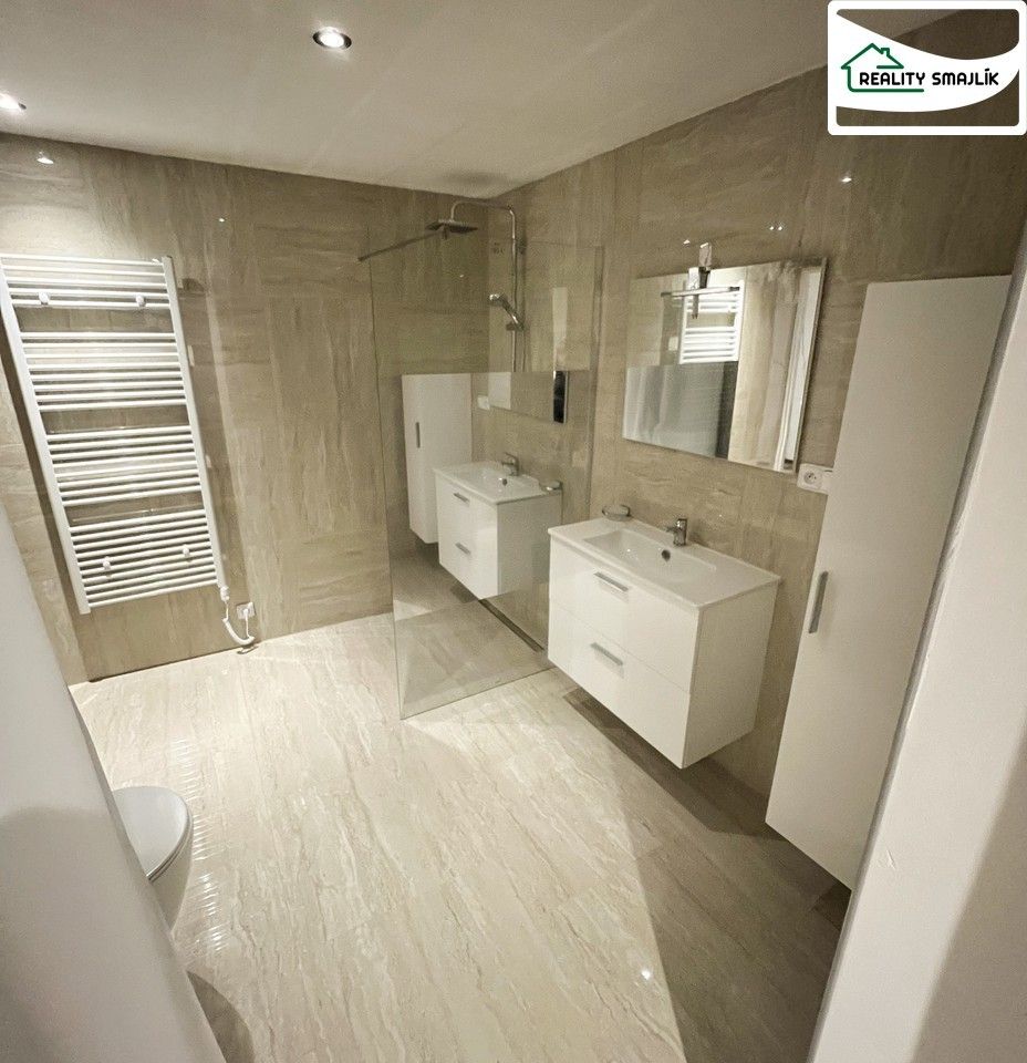 Pronájem byt 2+kk - 26. dubna 837, Cheb, 65 m²