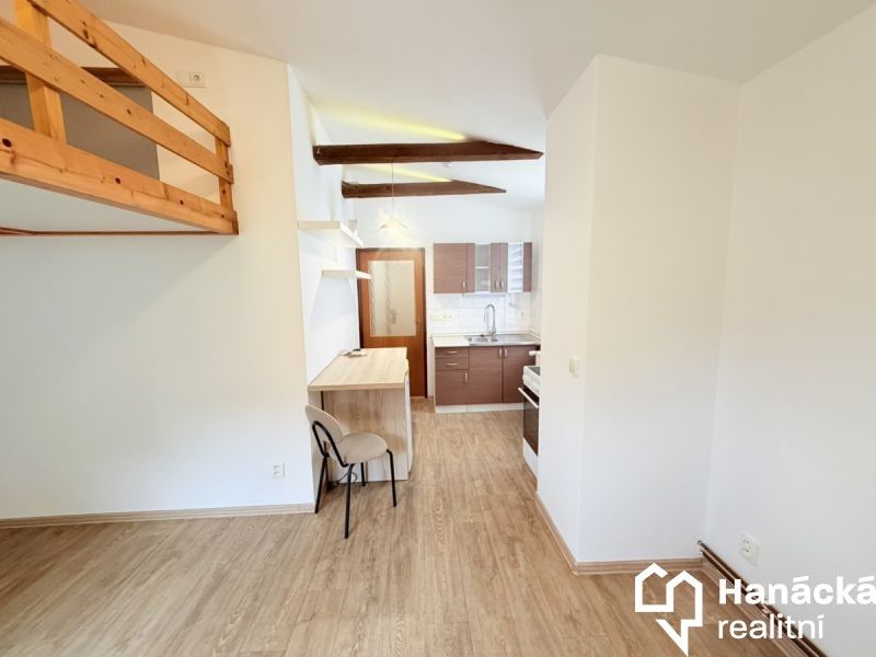Pronájem byt 1+kk - Přerovská , Bystřice pod Hostýnem, 34 m² - 2