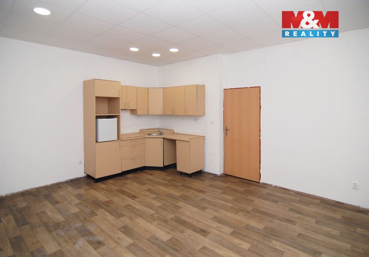 Pronájem kancelář - Chopinova, Ostrava, 31 m²