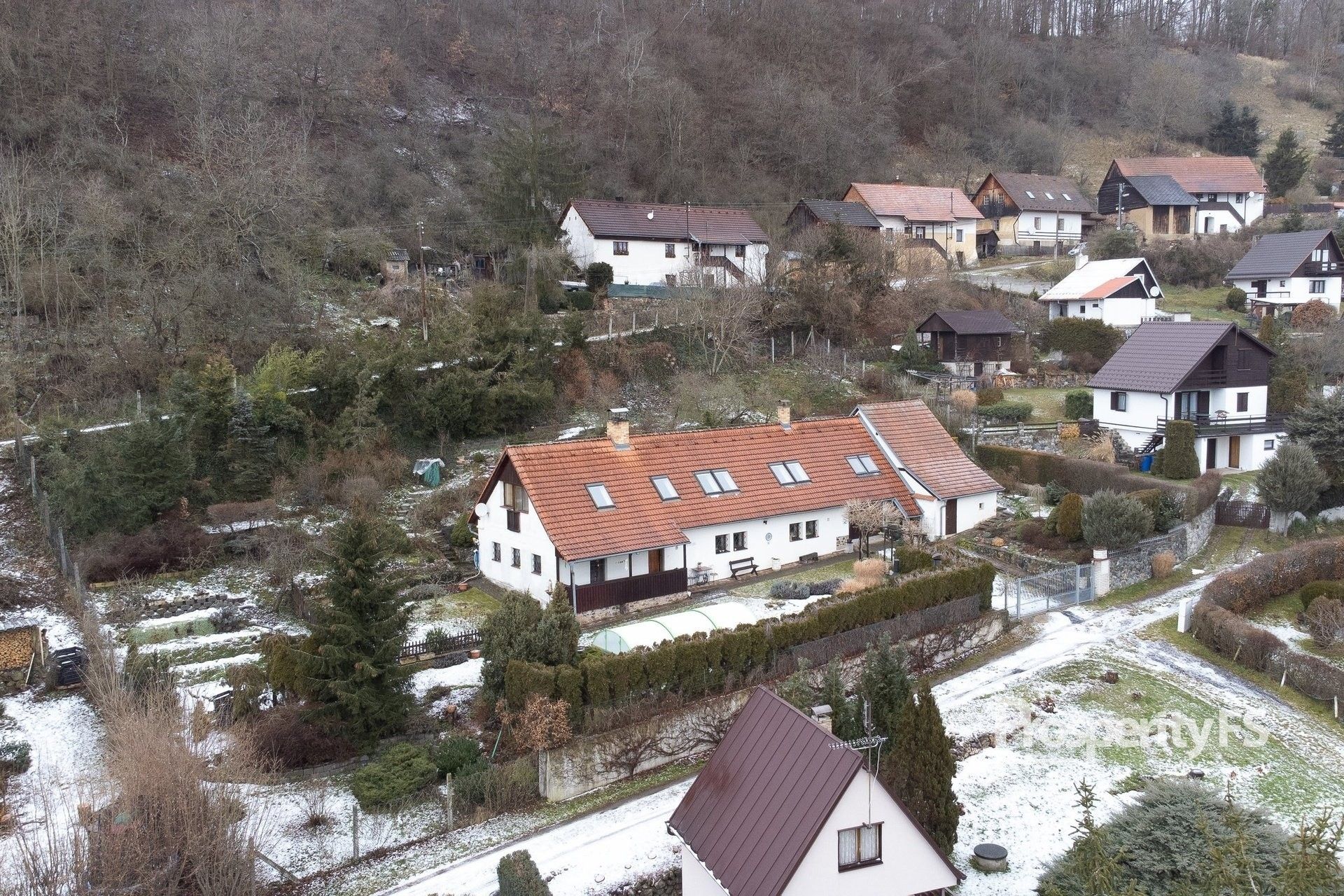 Prodej rodinný dům - Osadní, Broumy, 156 m²