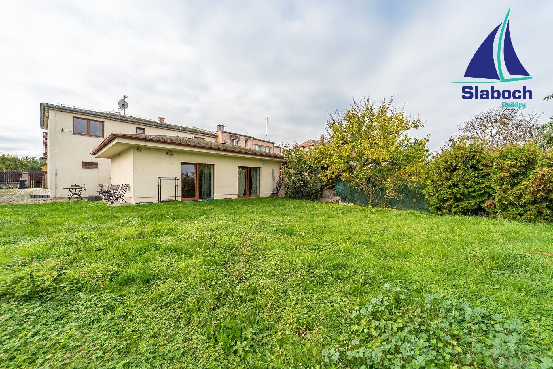 Prodej rodinný dům - K cihelně, Praha, 220 m²