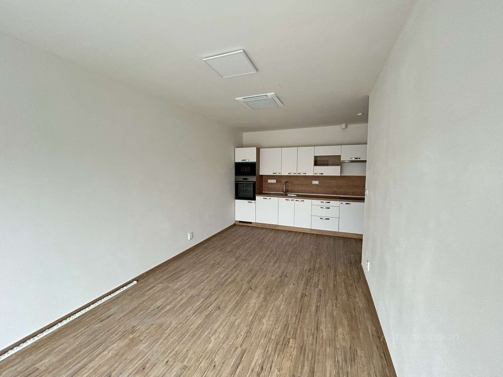 Byt 2+kk · 50 m² · Vinohradní 670, Vnorovy - 3