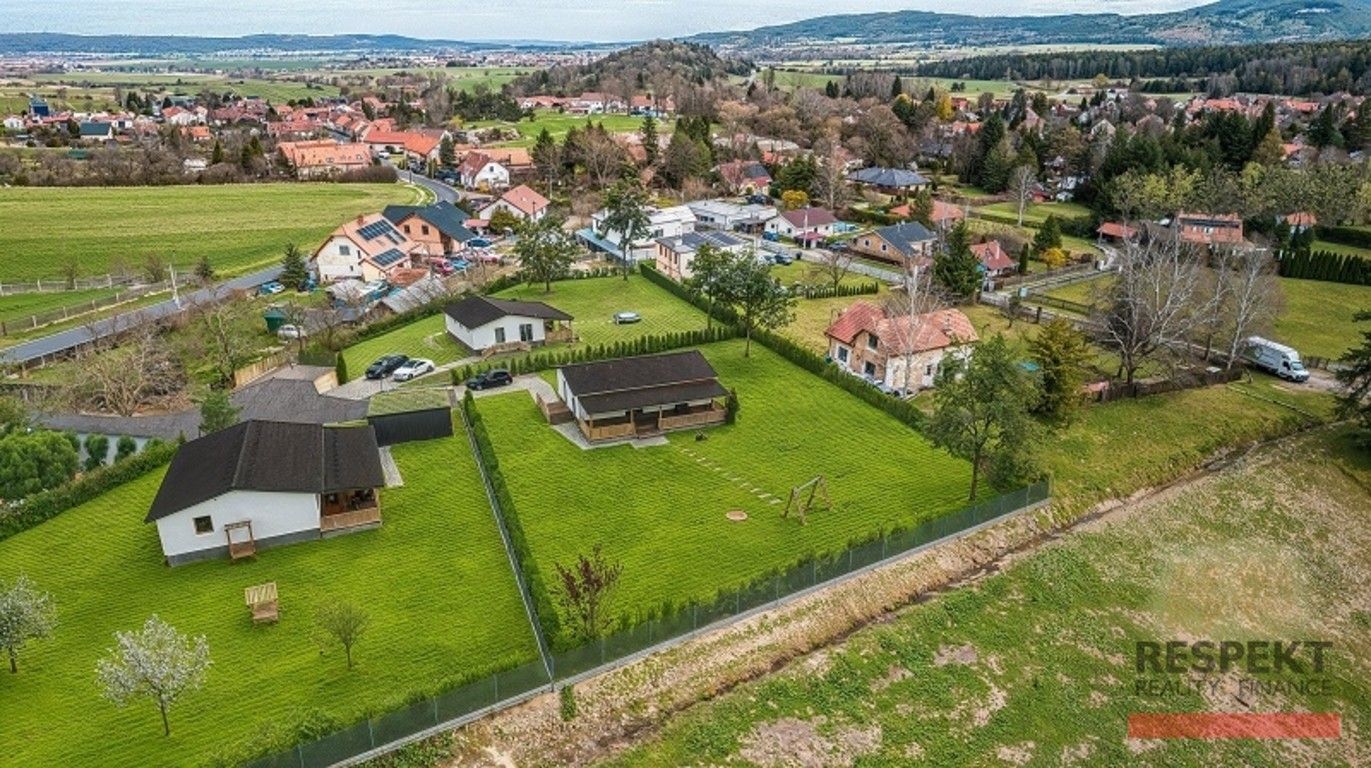Pozemek pro bydlení, 1 553 m²