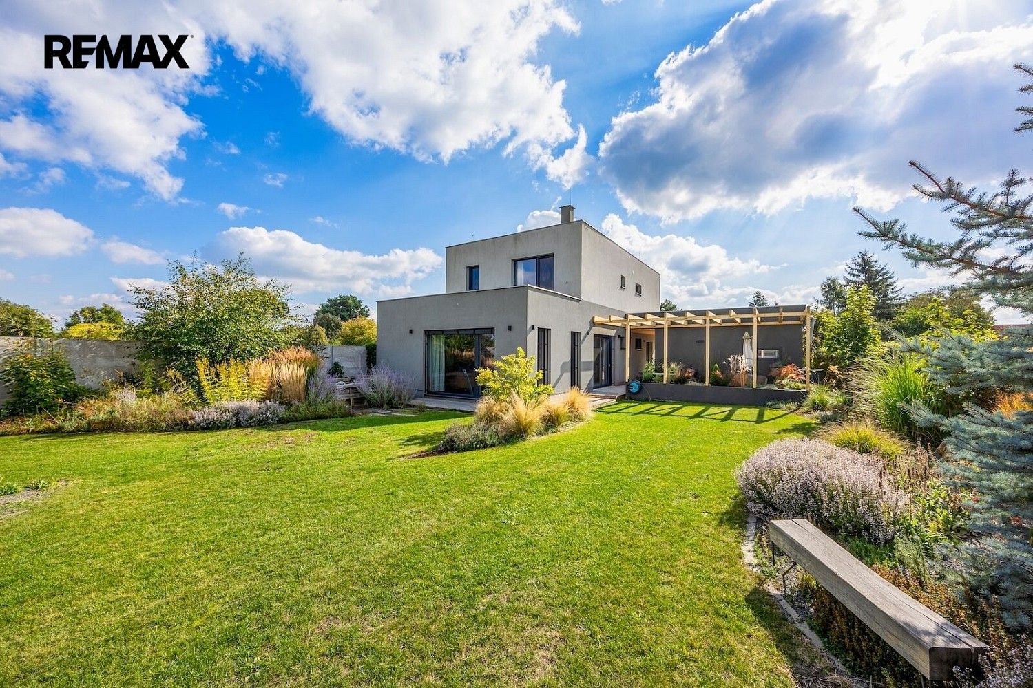 Rodinné domy, Polabská, Písková Lhota, okres Nymburk, 177 m² - 1
