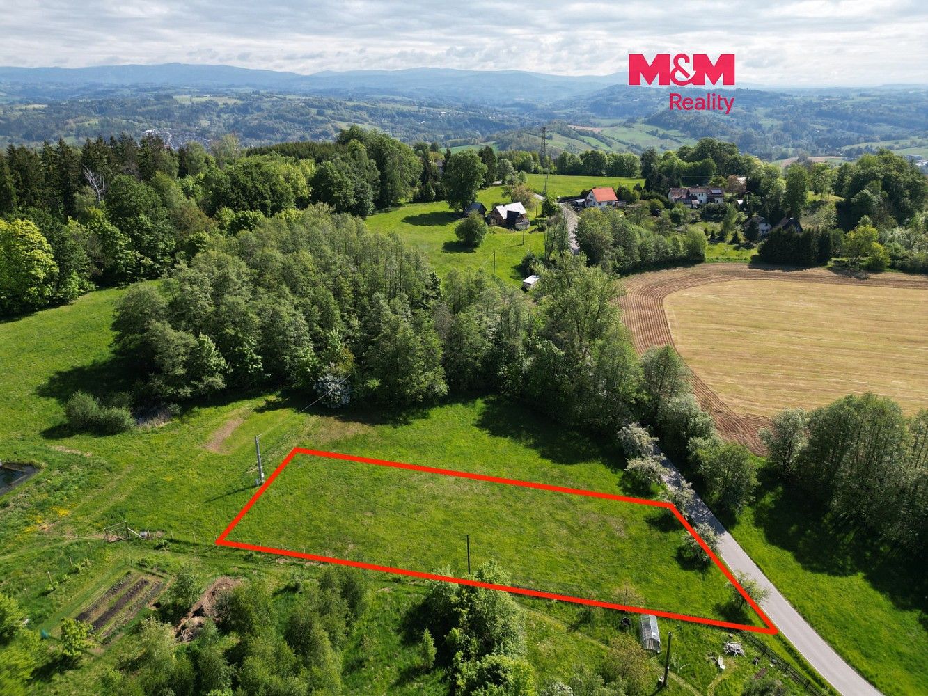 Pozemek pro bydlení, 2 000 m²