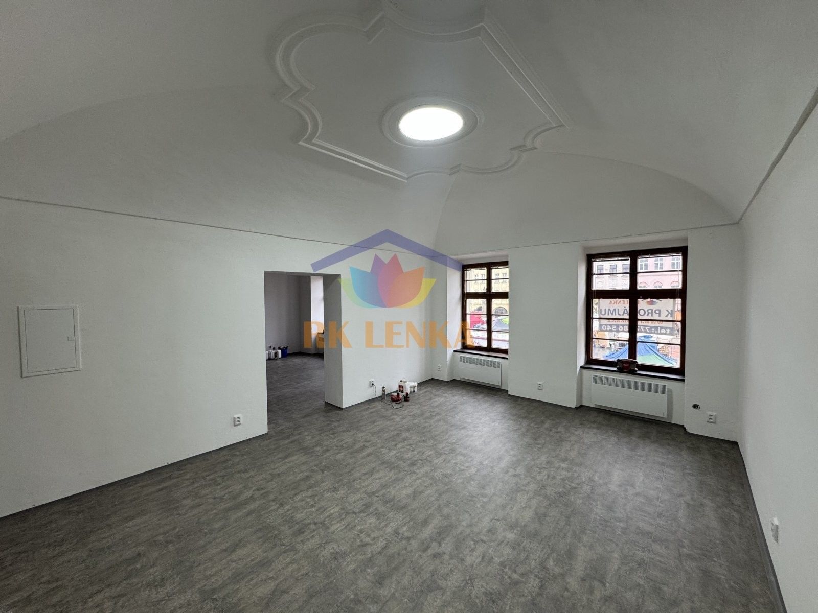 Obchodní prostory, náměstí Svobody, Frýdek-Místek, 67 m² - 1
