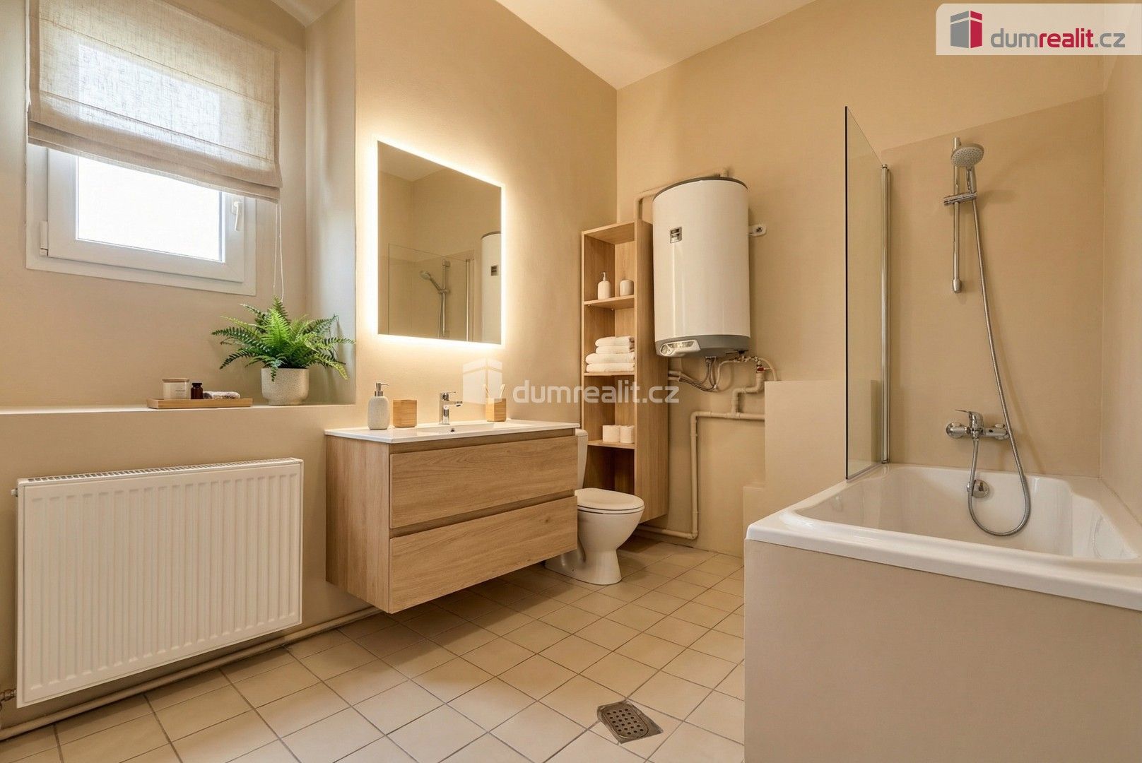 Rodinné domy, náměstí, Kravaře, 200 m²