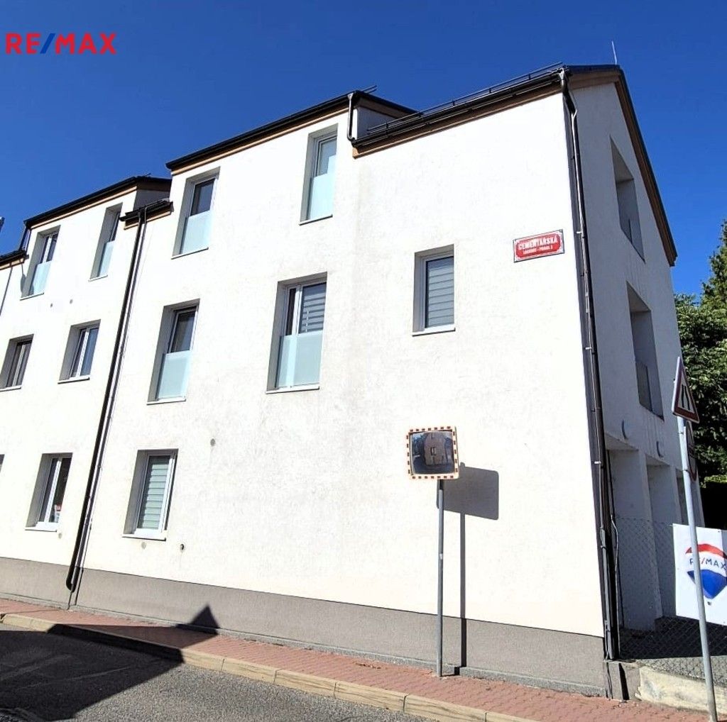 Prodej byt 2+kk - Cementářská, Praha, 46 m²