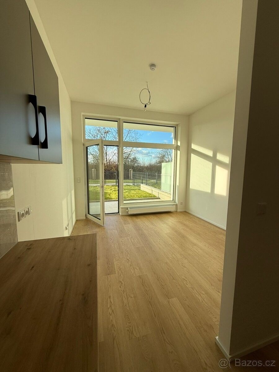 Pronájem byt - Brno, 613 00