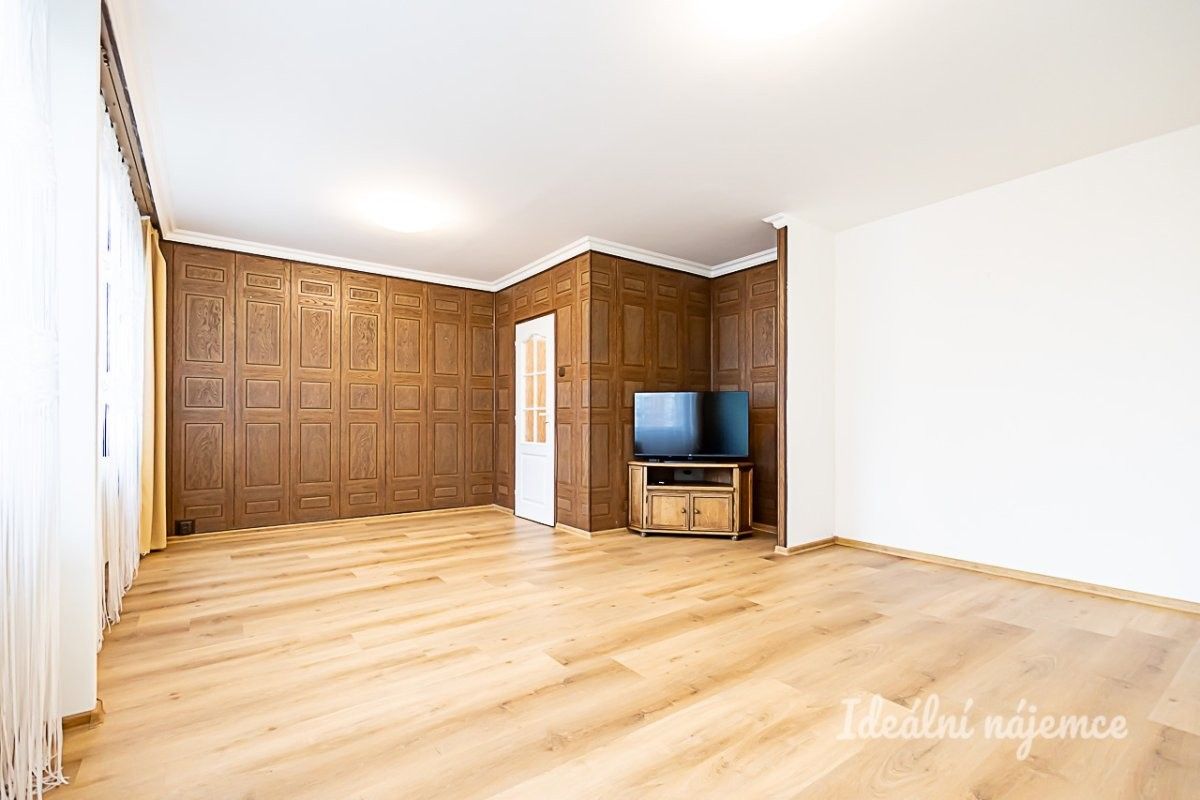 3+1, Kurkova, Praha, 92 m² - 2