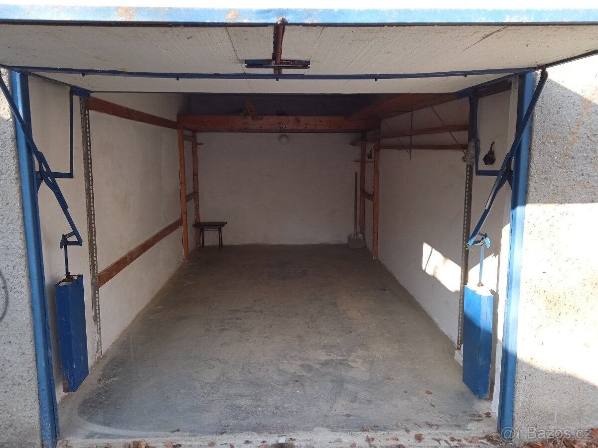 Pronájem garáž - Otrokovice, 765 02