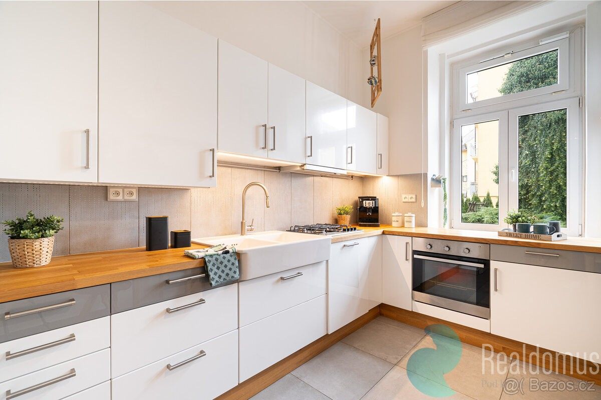 Prodej byt - Boršov nad Vltavou, 370 01