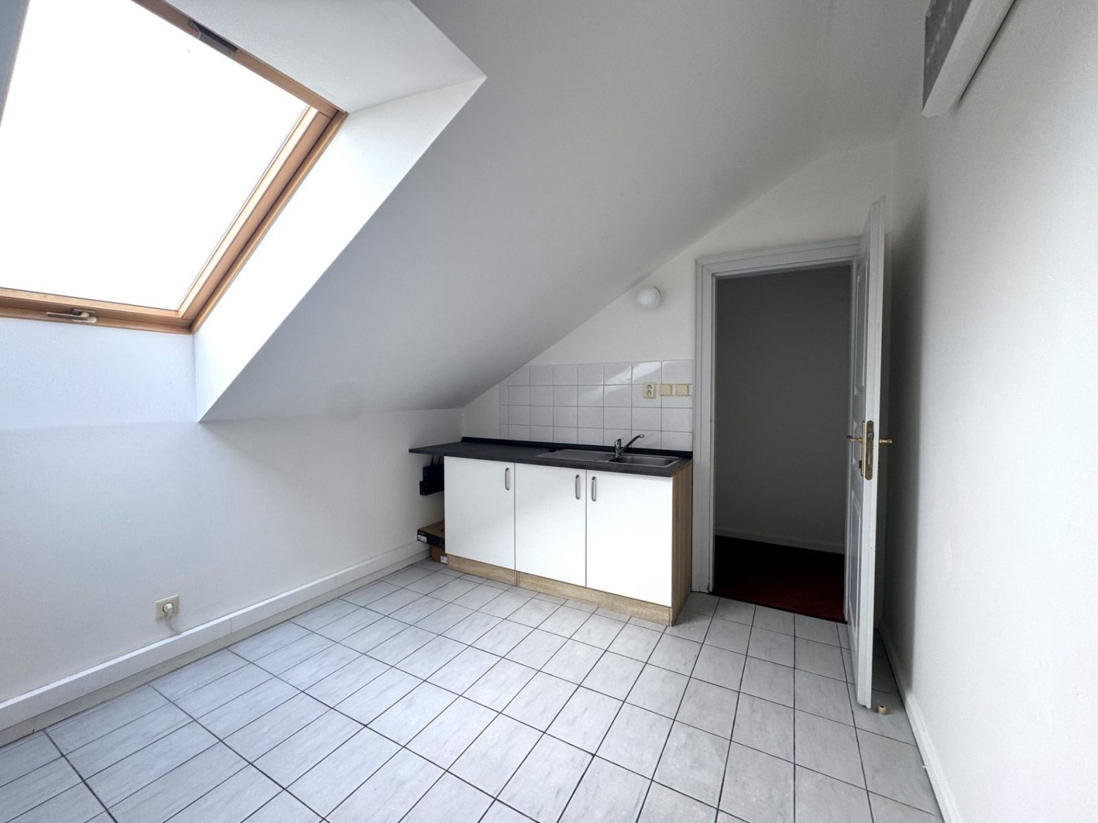 Pronájem kancelář - Žitná, Praha - Nové Město, 30 m² - 2