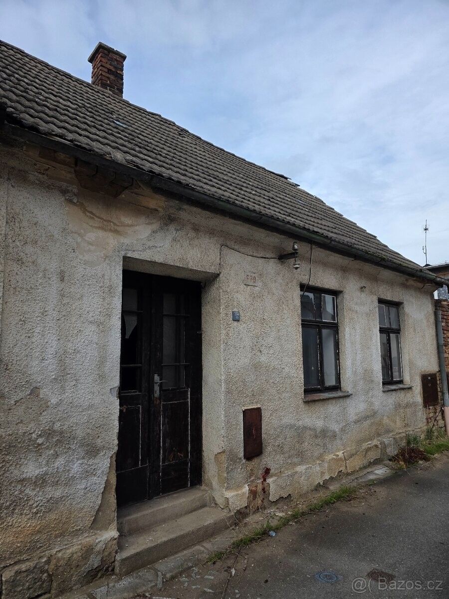 Prodej rodinný dům - Barchov, 504 01