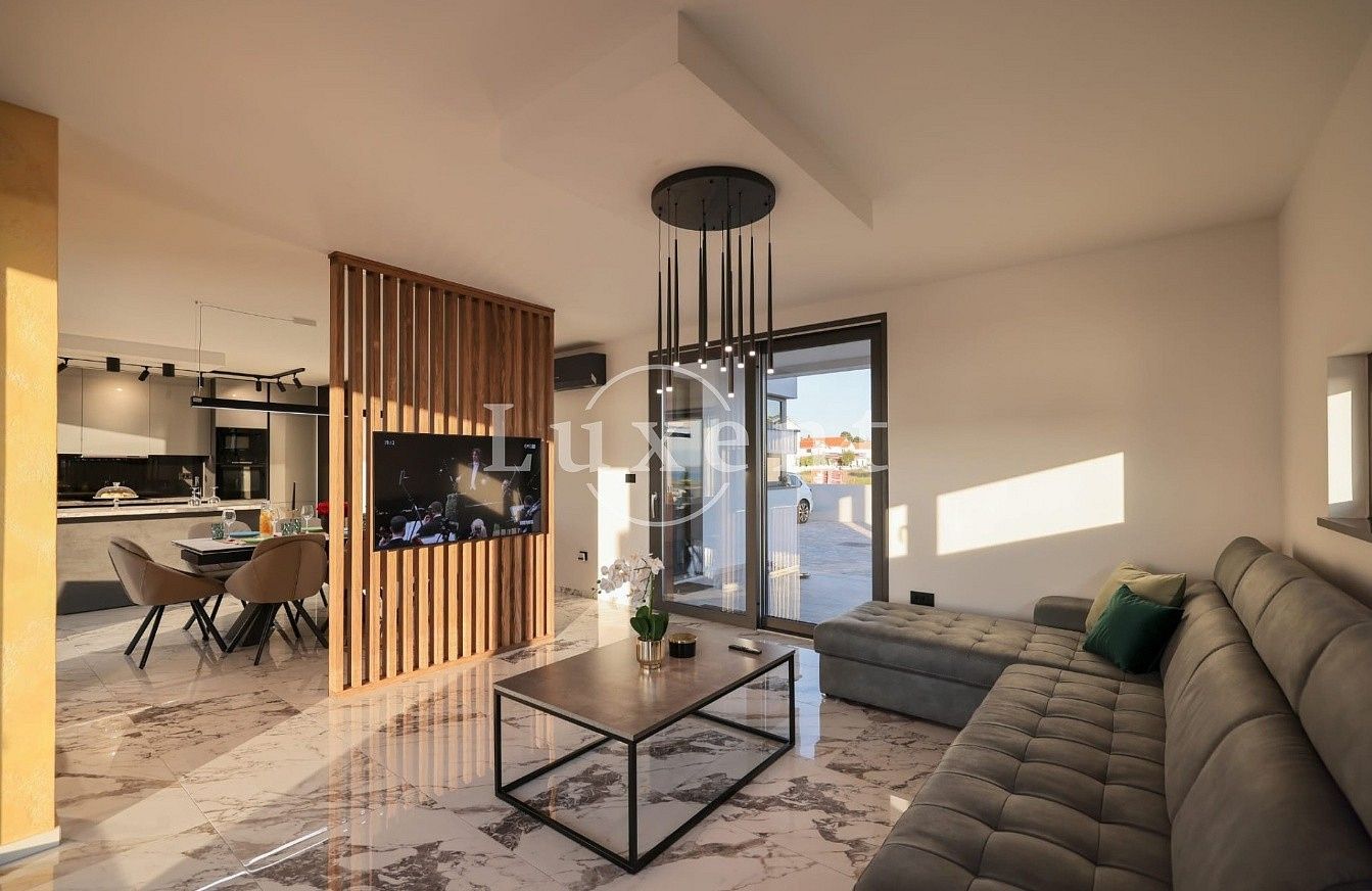 Rodinný dům · 300 m² · Privlaka, Chorvatsko - 3