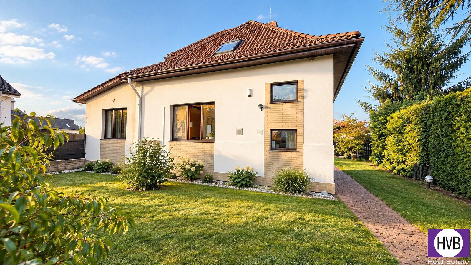 Rodinné domy, Úvaly, okres Praha-východ, Středočeský kraj, 206 m² - 2