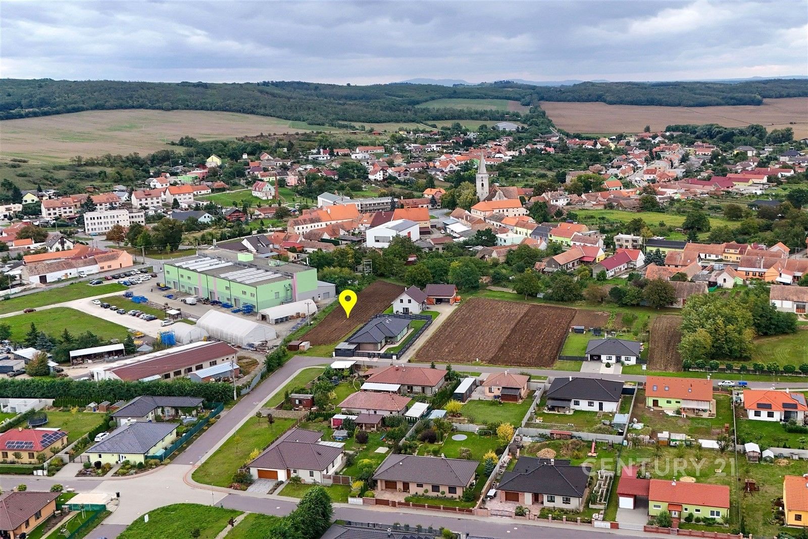 Prodej pozemek pro bydlení - Hostěradice
