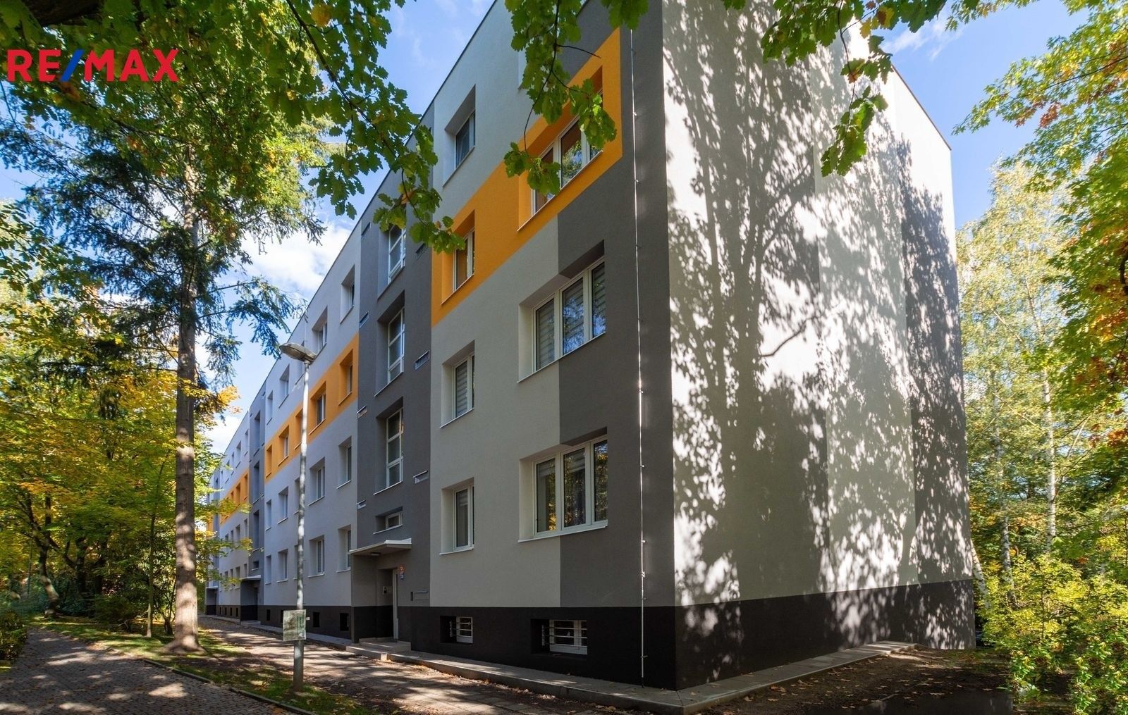 2+kk, Kamenická, Děčín, 69 m²