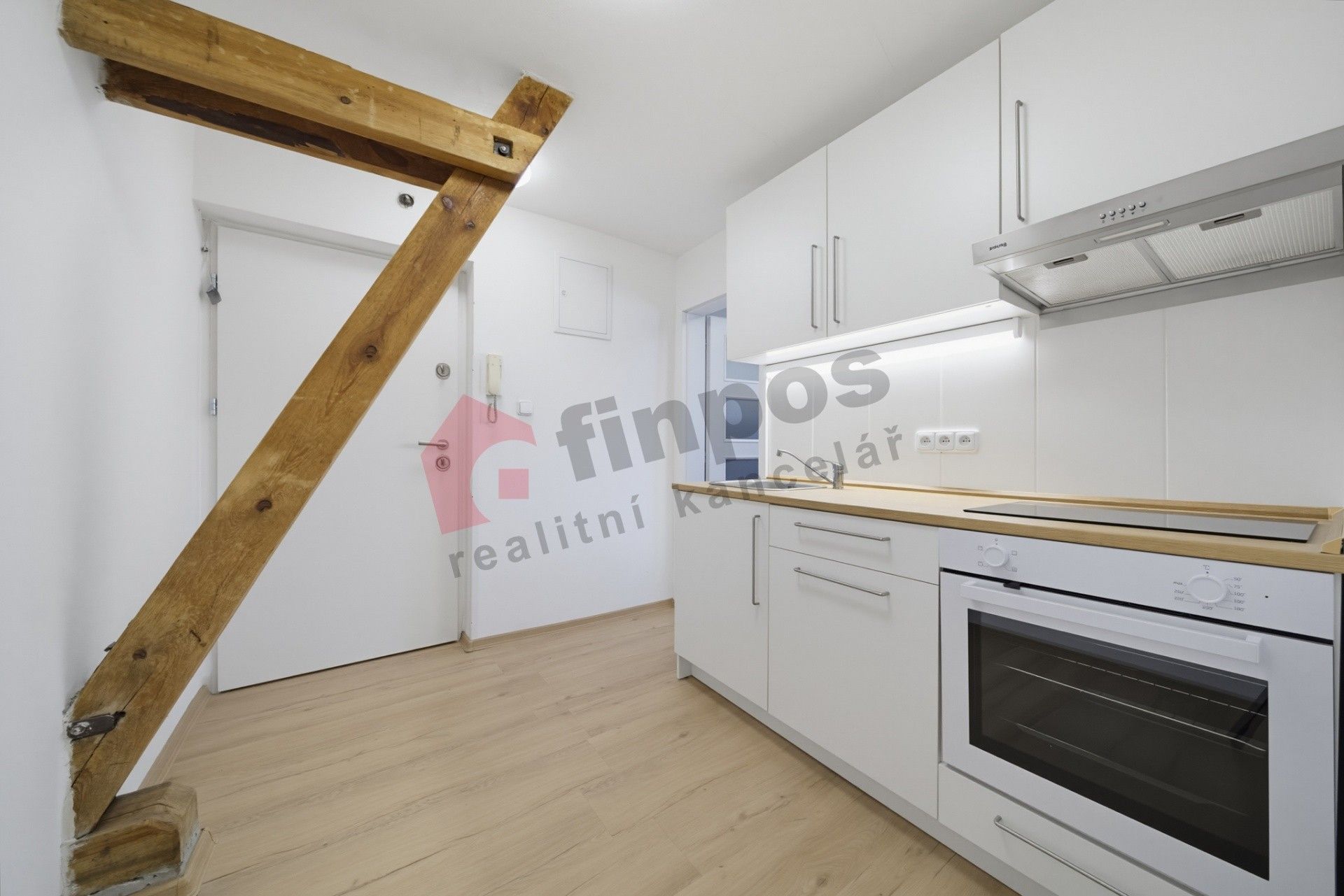 Prodej byt 2+1 - Lidická 1043, Vlašim, 33 m² - 2