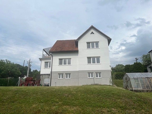 Rodinné domy, J. Haly, Vizovice, okres Zlín, 170 m² - 1