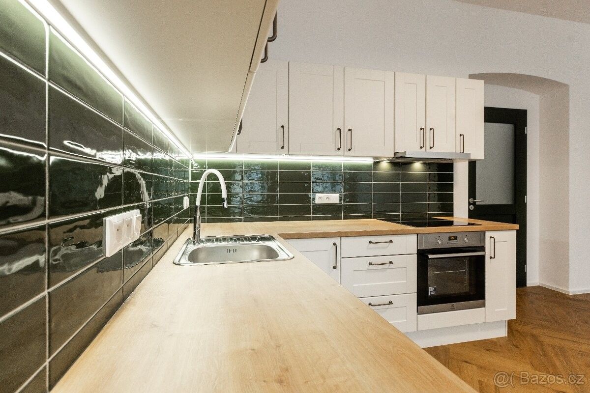 Pronájem byt - Kostelec nad Orlicí, 517 41