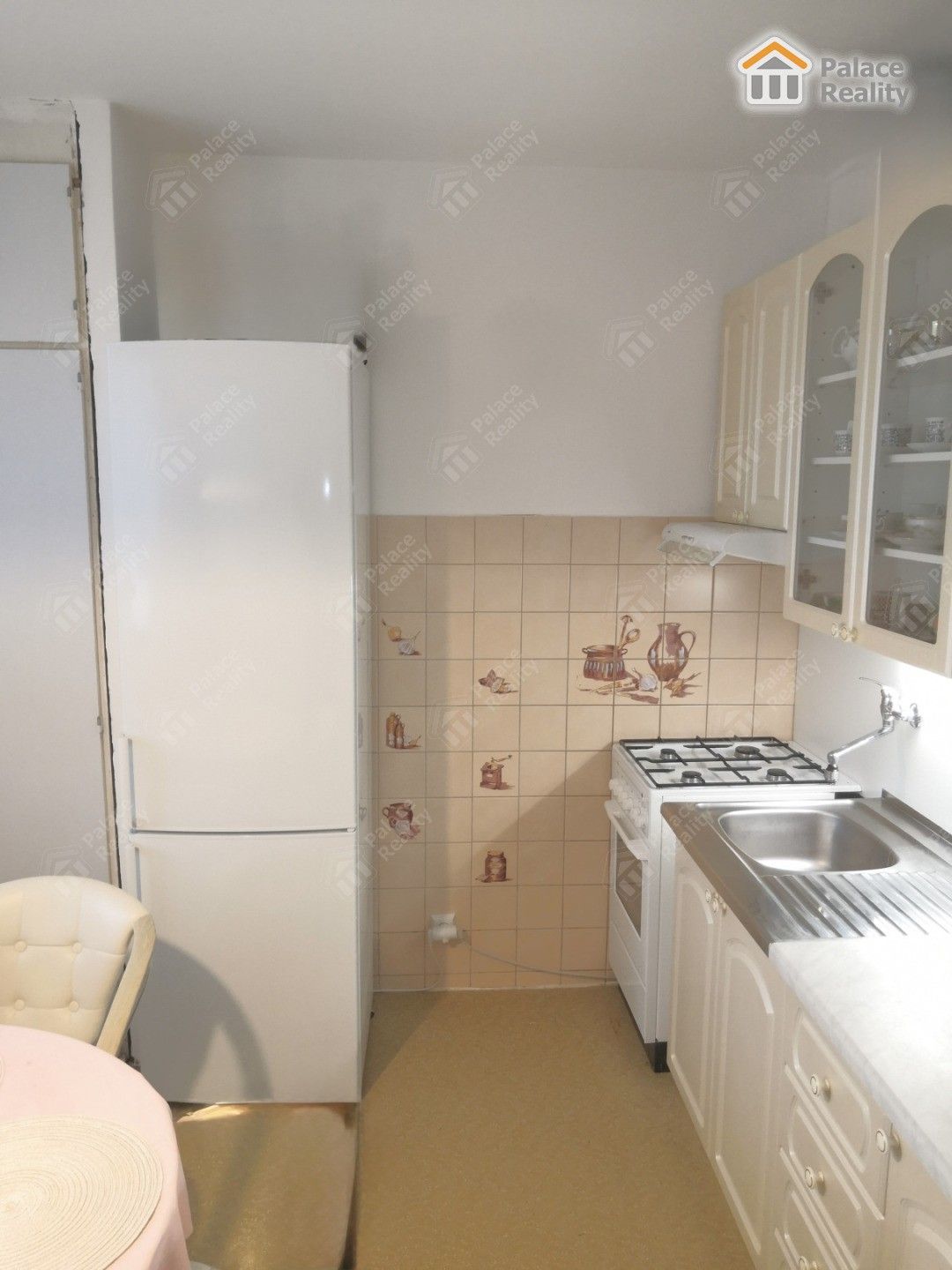 Prodej byt 1+1 - Prostějovská, Hradec Králové, 38 m²