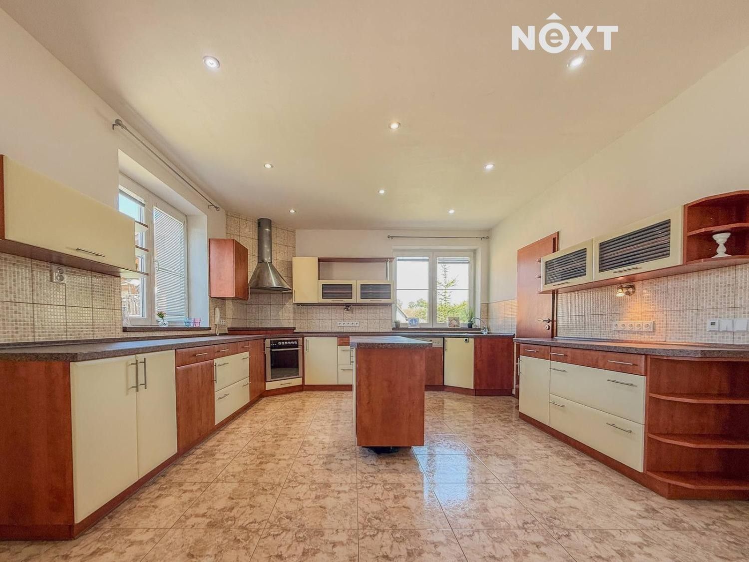 Prodej rodinný dům - Mazelov, 198 m²