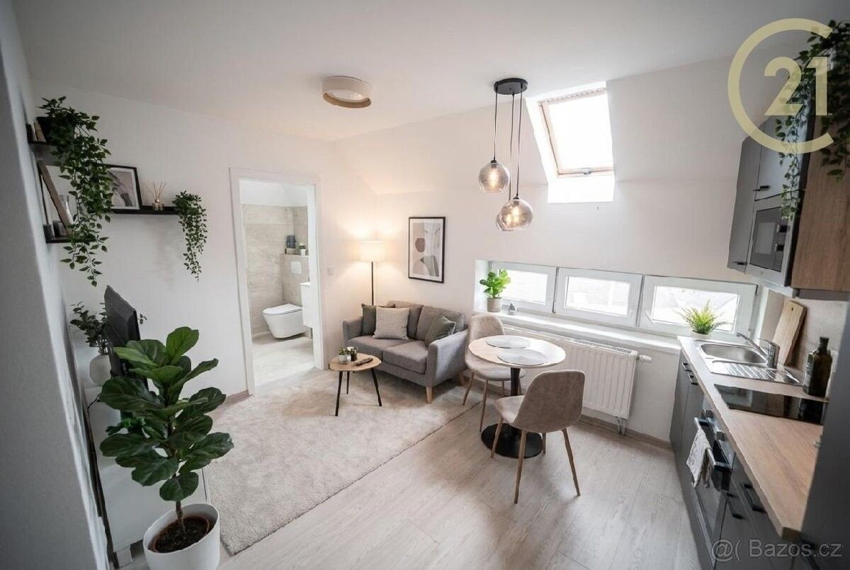 Byty, Jenišovice u Jablonce nad Nisou, 468 33