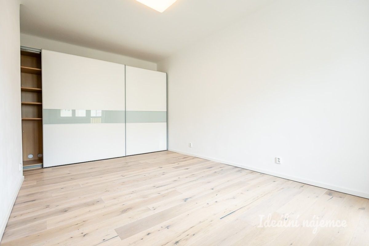 3+kk, Staromlýnská, Praha, 58 m² - 2