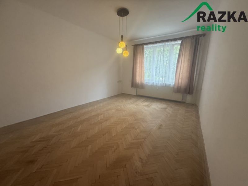 Byt 3+1 · 66 m² · Fučíkova, Planá - 3