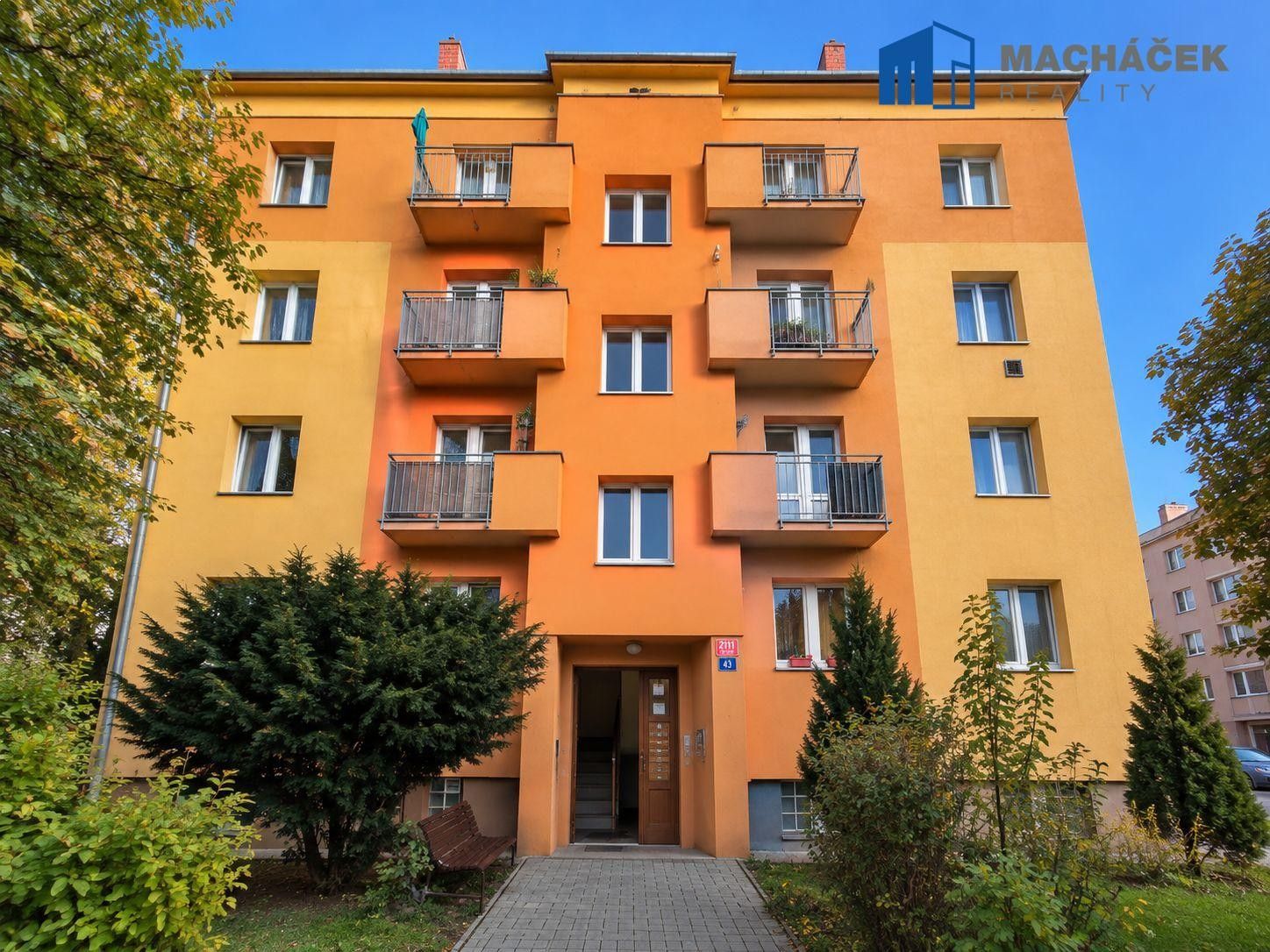 3+1, Svojsíkova, Teplice, 77 m² - 1