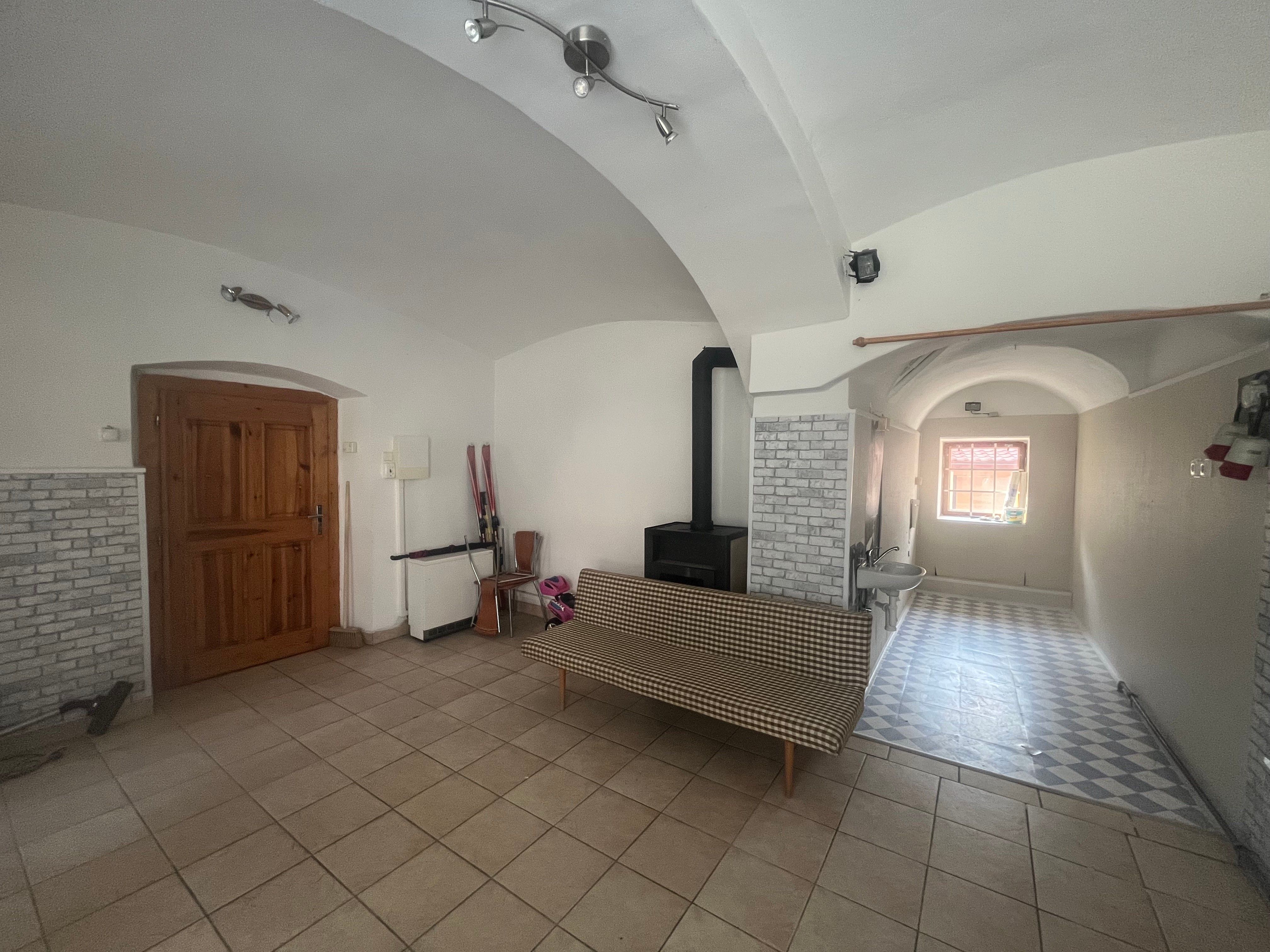 Prodej obchodní prostory - Husova třída, Domažlice, 290 m²