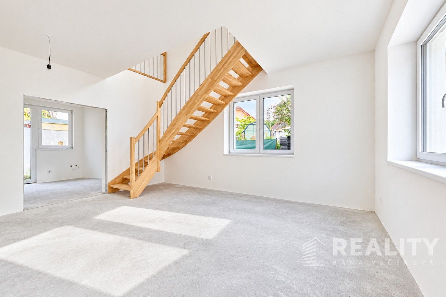 Prodej rodinný dům - Šplechnerova, Praha 9 - Horní Počernice, 125 m² - 5