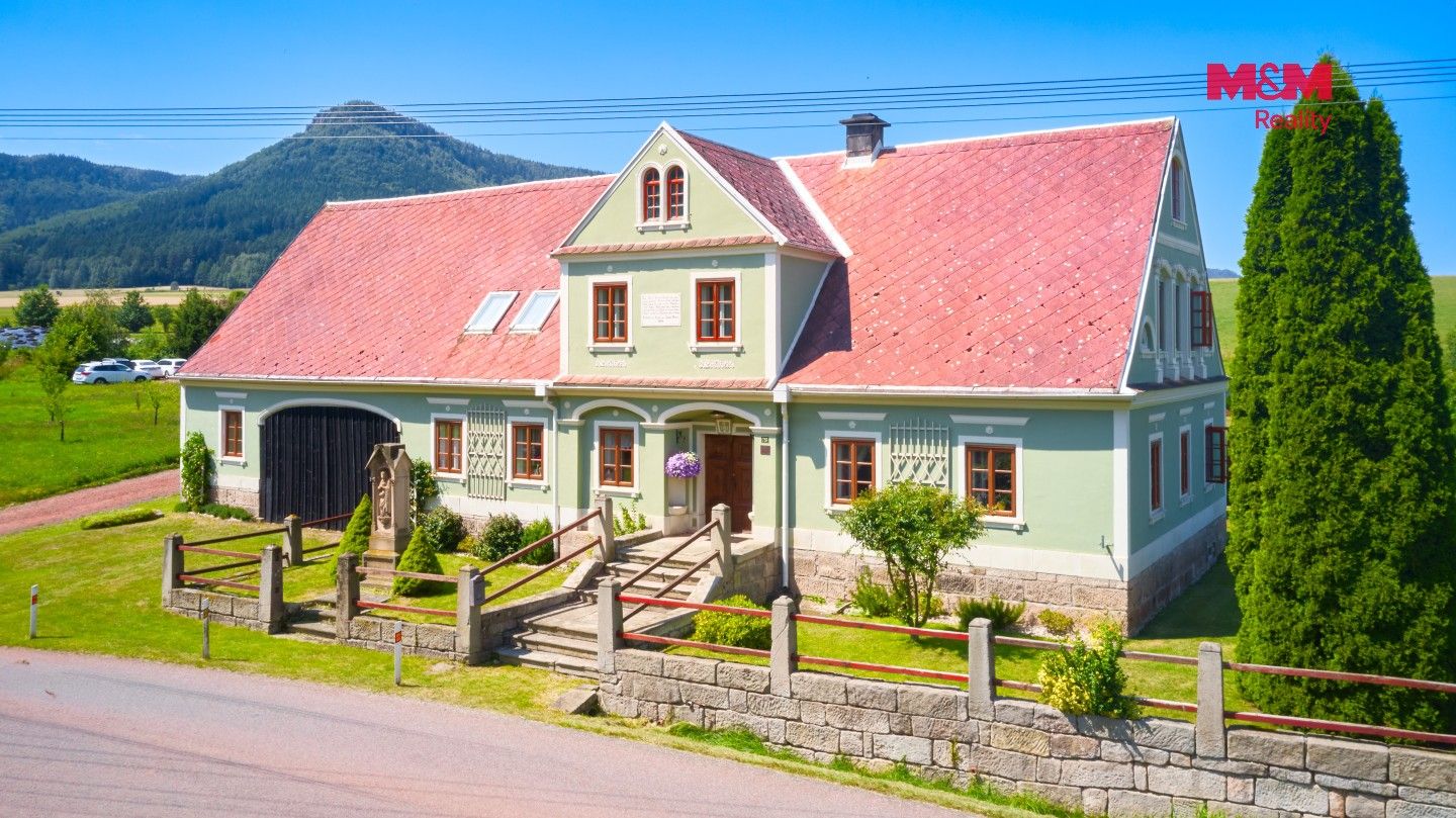 Rodinné domy, Božanov, 263 m² - 2