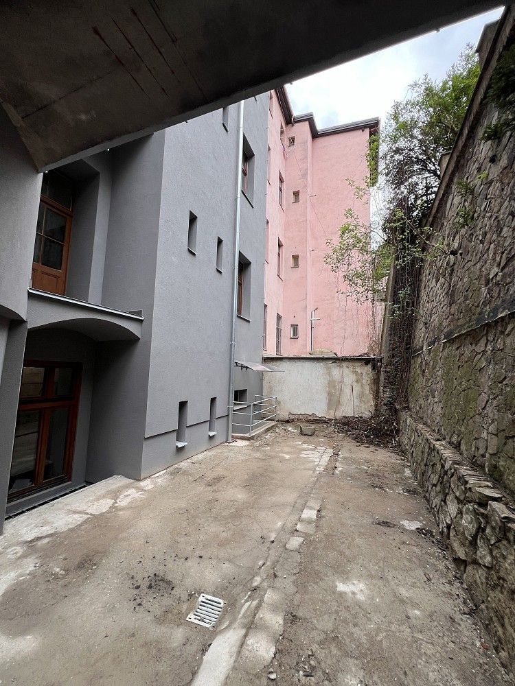 Pronájem obchodní prostory - Praha - Žižkov, okres Praha 3, Hlavní město Praha, 80 m² - 5