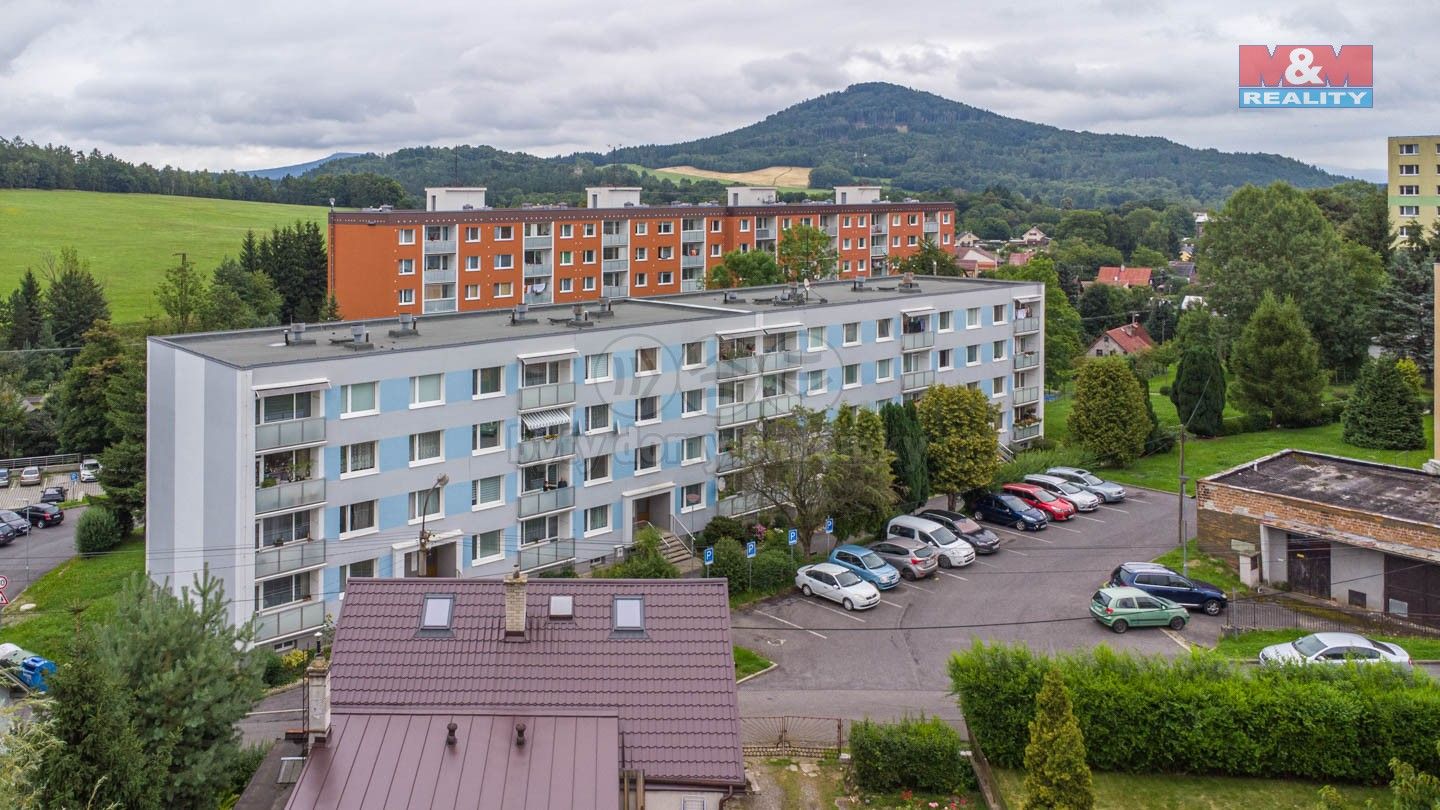 2+1, Sídliště, Cvikov, 60 m²